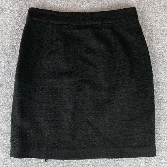 Karl Lagerfeld Fringe Mini Skirt Women's Size 2 Buckle Black Six Buttons Office - Picture 4 of 12